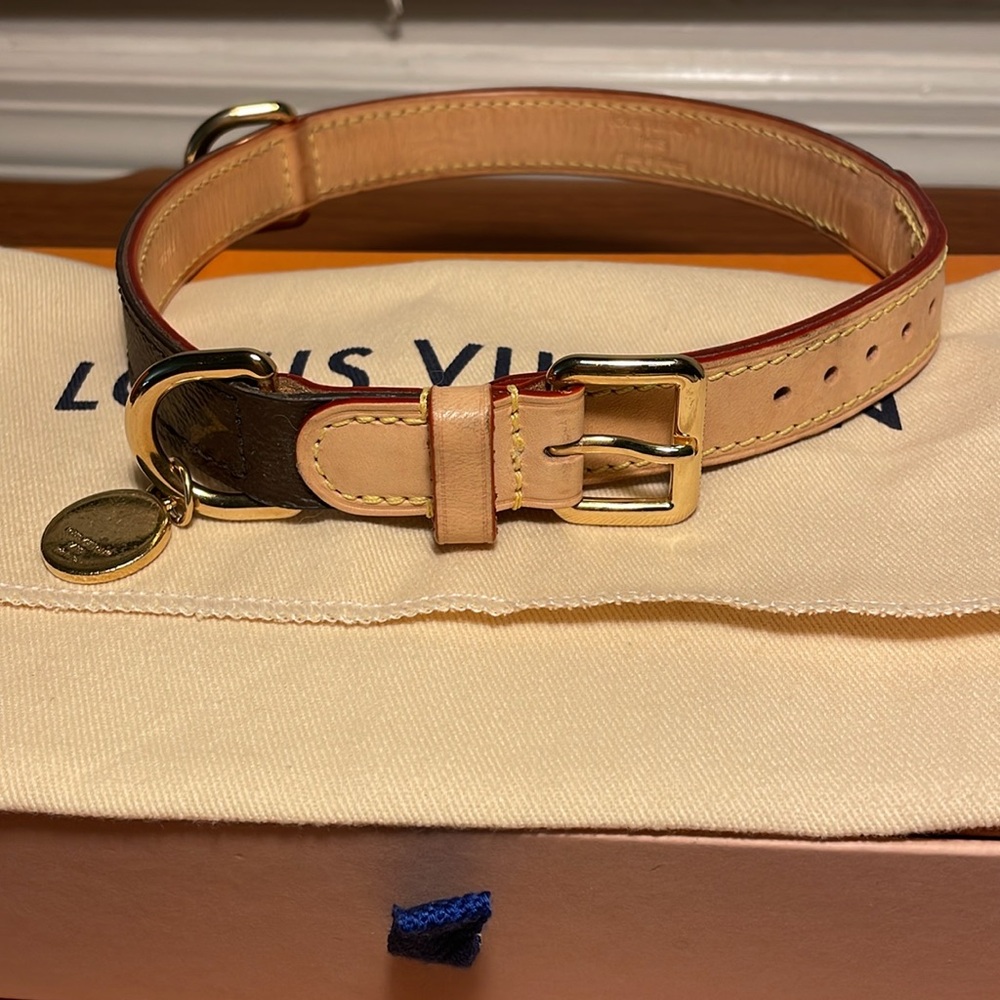 Louis Vuitton Dog Collar Medium - Picture 6 of 16